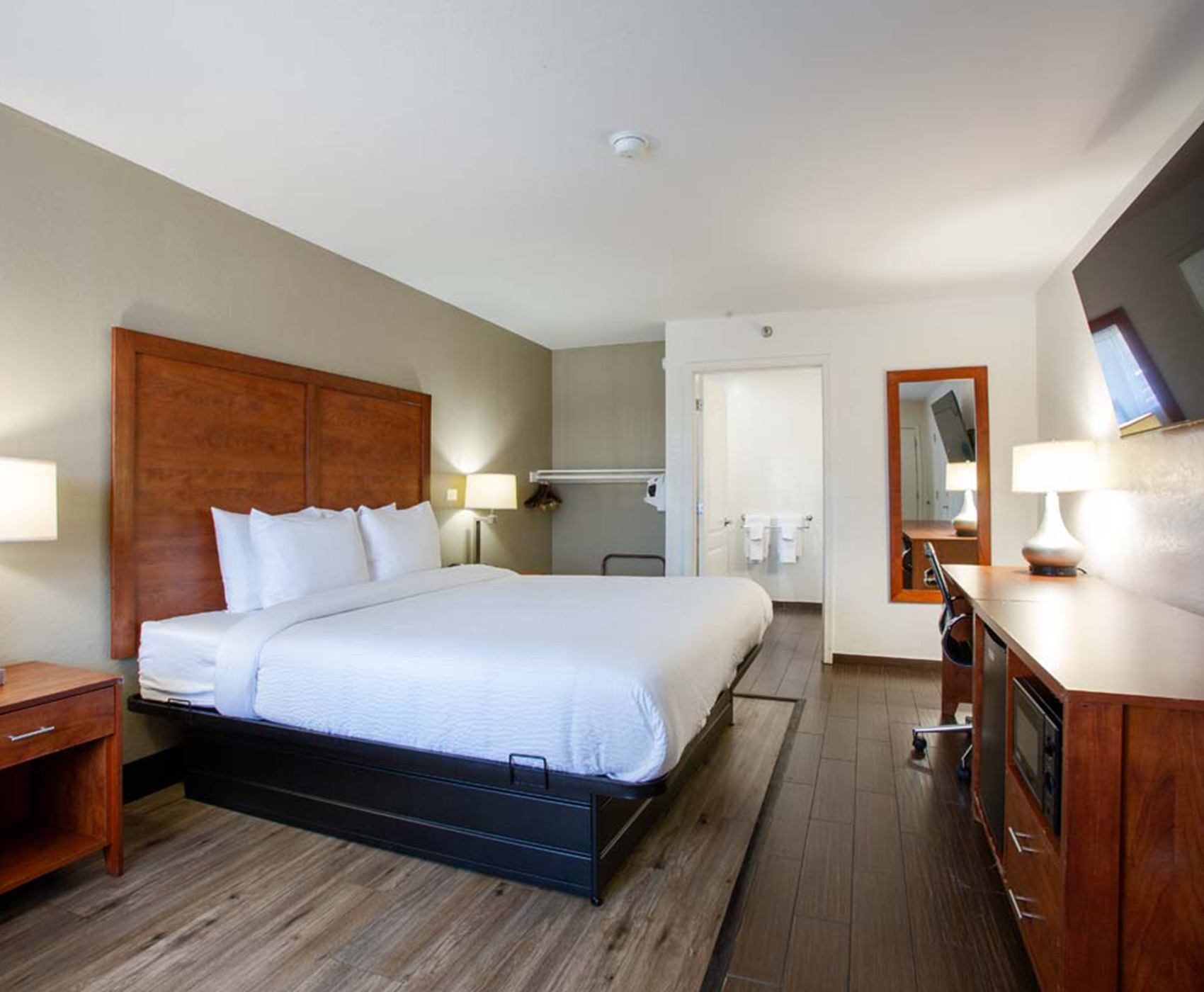 The Hotel Serene in Glendale AZ, Wheelchair Accessible rooms