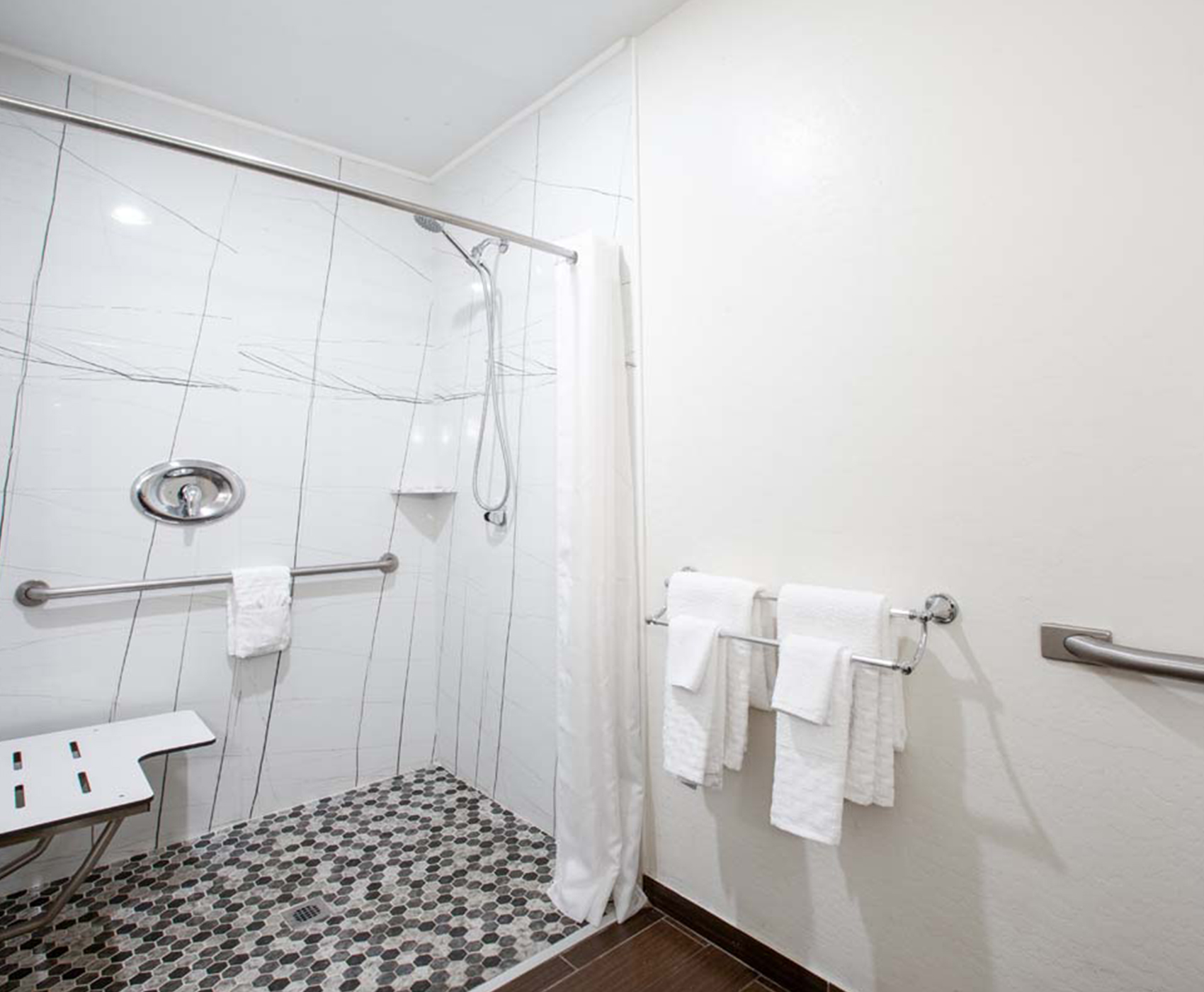 The Hotel Serene in Glendale AZ, Wheelchair Accessible rooms